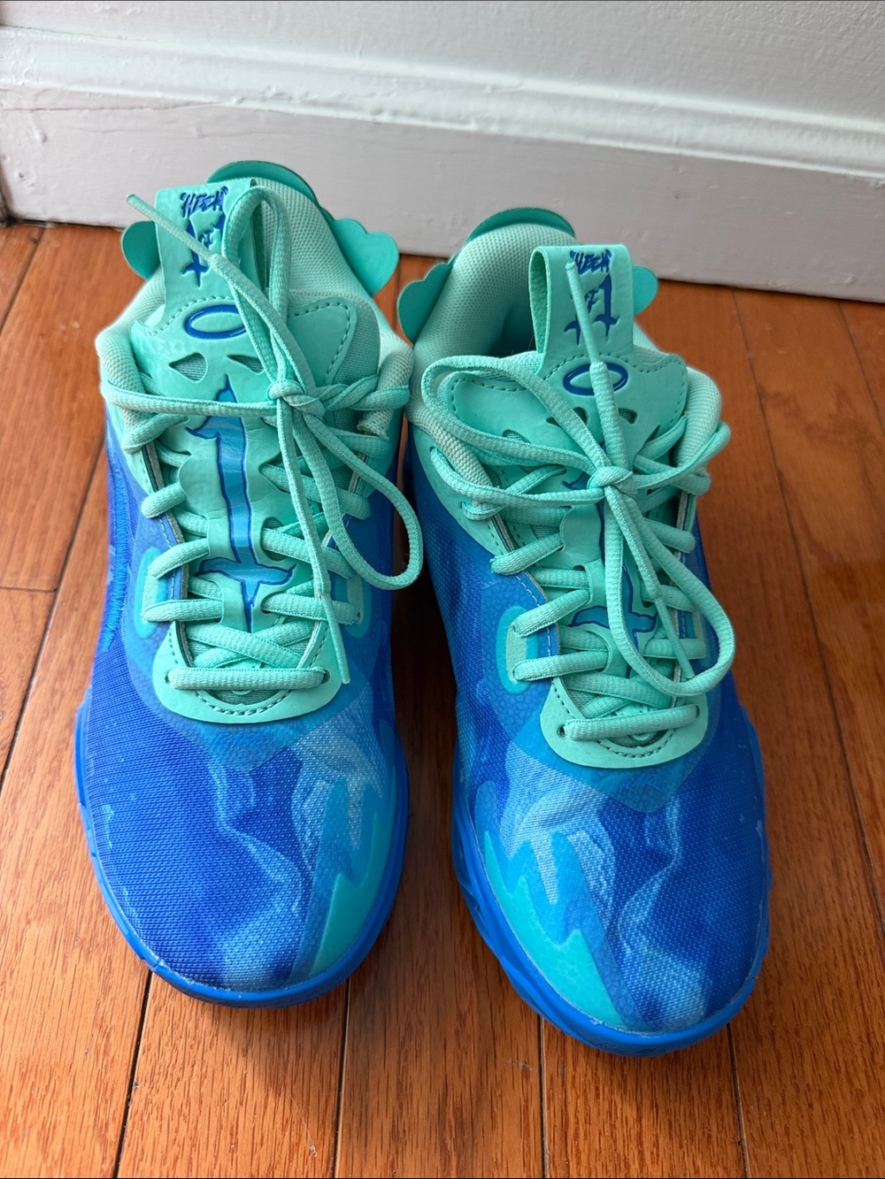 Kids Blue & Teal Athletic Shoes